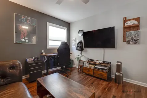 1011 North Haddow Avenue Arlington Heights IL 60004