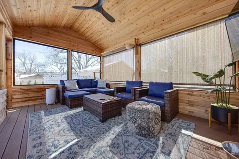1011 North Haddow Avenue Arlington Heights IL 60004