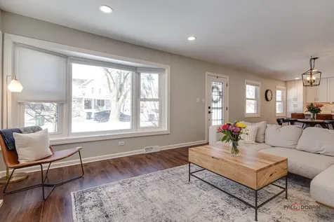 1011 North Haddow Avenue Arlington Heights IL 60004