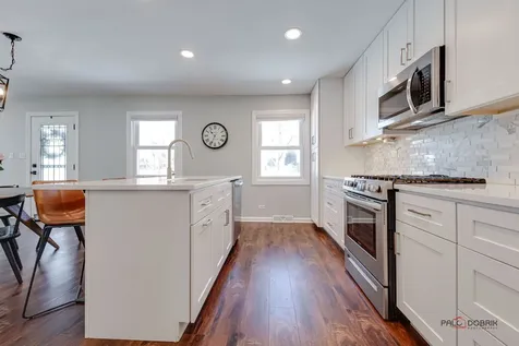 1011 North Haddow Avenue Arlington Heights IL 60004