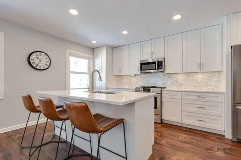 1011 North Haddow Avenue Arlington Heights IL 60004