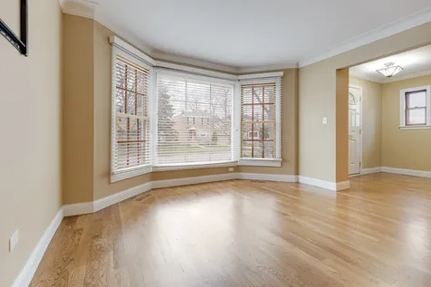 9 South Ridge Avenue Arlington Heights IL 60005