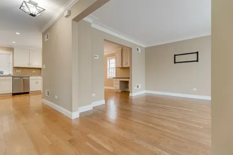 9 South Ridge Avenue Arlington Heights IL 60005
