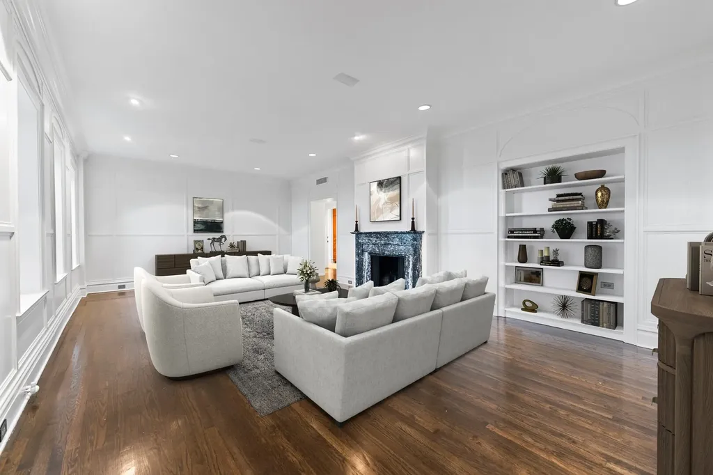 2600 North Lakeview Avenue Chicago IL 60614
