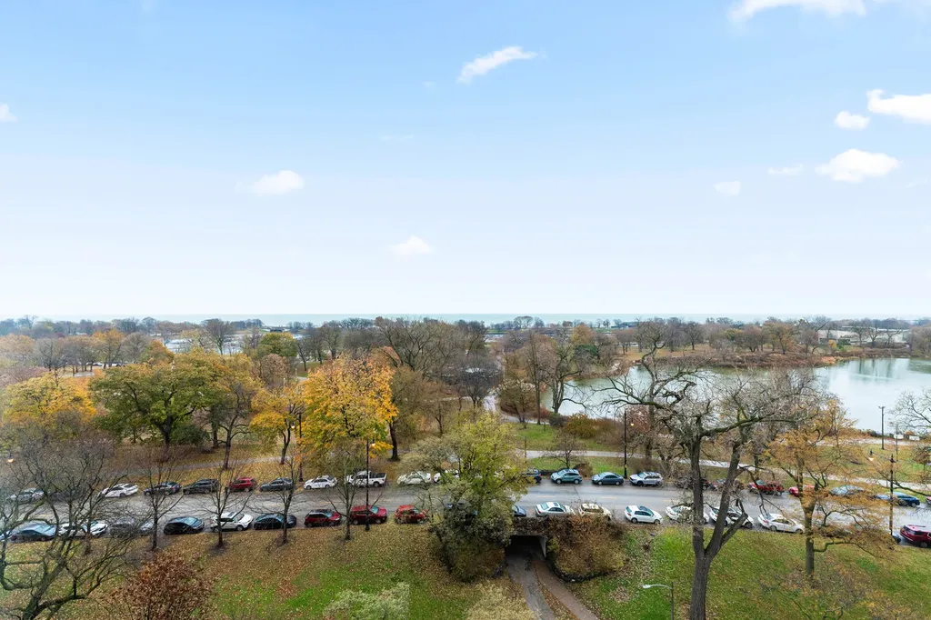 2600 North Lakeview Avenue Chicago IL 60614