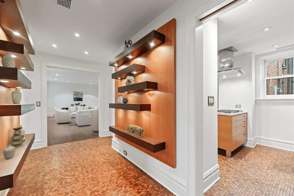 2600 North Lakeview Avenue Chicago IL 60614