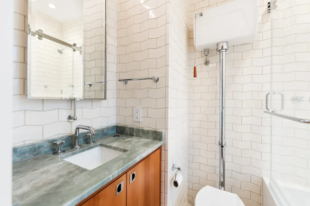 2600 North Lakeview Avenue Chicago IL 60614