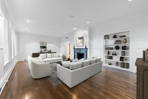 2600 North Lakeview Avenue Chicago IL 60614