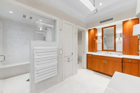 2600 North Lakeview Avenue Chicago IL 60614