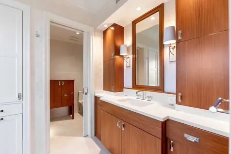 2600 North Lakeview Avenue Chicago IL 60614