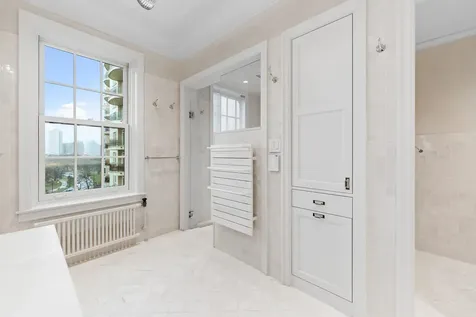 2600 North Lakeview Avenue Chicago IL 60614