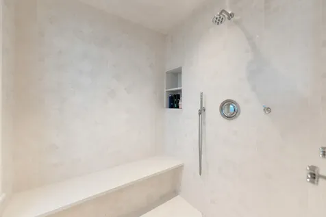 2600 North Lakeview Avenue Chicago IL 60614