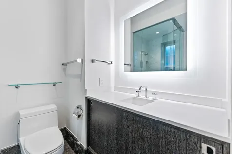 2600 North Lakeview Avenue Chicago IL 60614