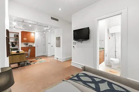 2600 North Lakeview Avenue Chicago IL 60614