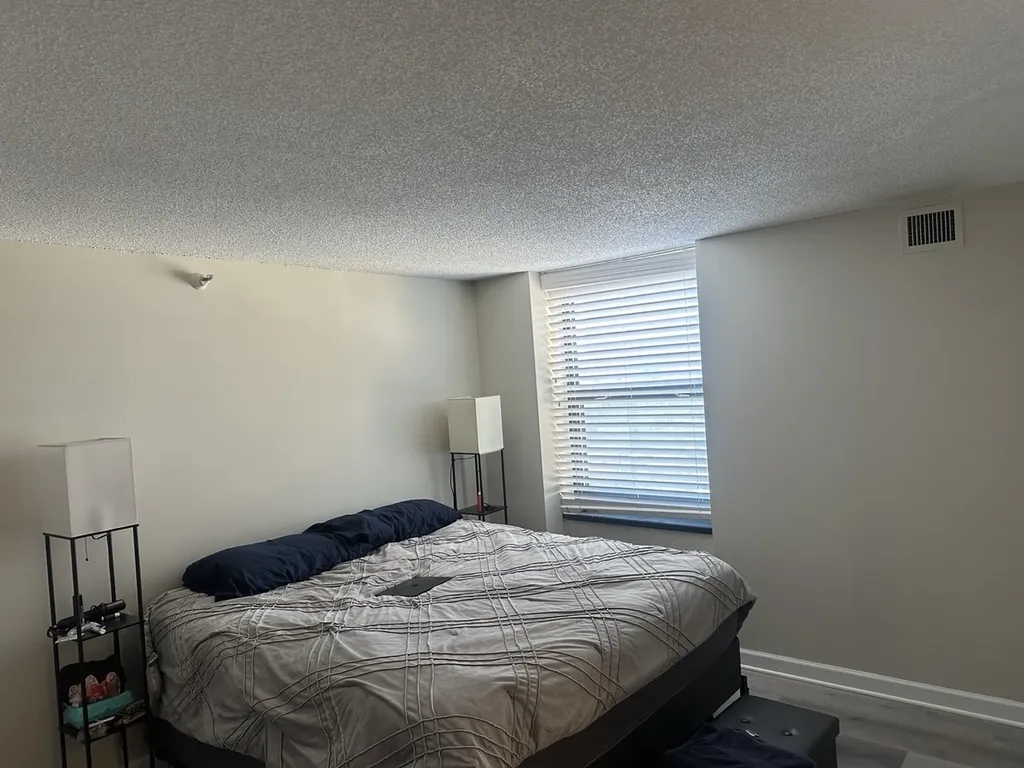 3660 North Lake Shore Drive Chicago IL 60613