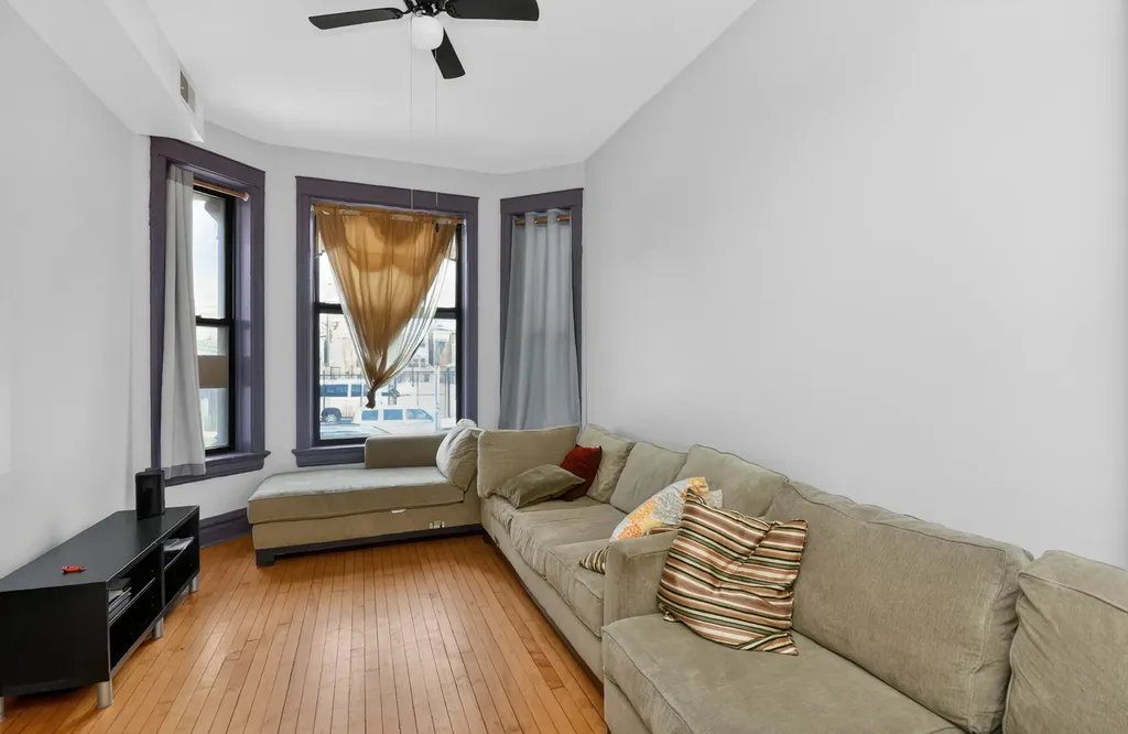 1510 North Harding Avenue Chicago IL 60651