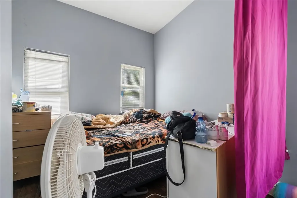 6029 South Loomis Boulevard Chicago IL 60636