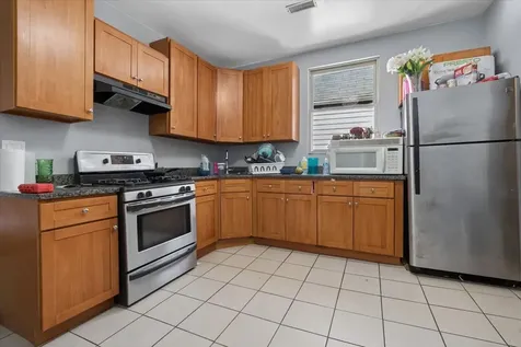 6029 South Loomis Boulevard Chicago IL 60636