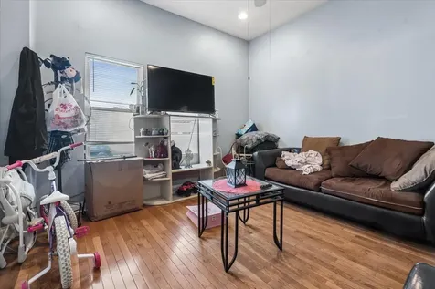 6029 South Loomis Boulevard Chicago IL 60636