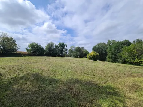 Lot 1 Lakeside Court Mccullom Lake IL 60050