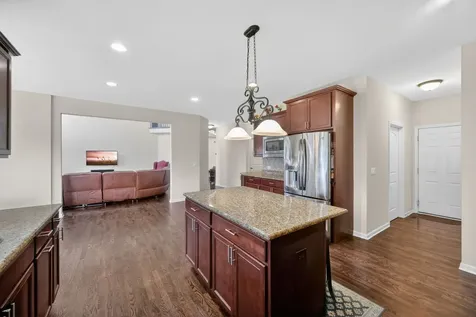 4231 Honey Locust Drive Naperville IL 60564
