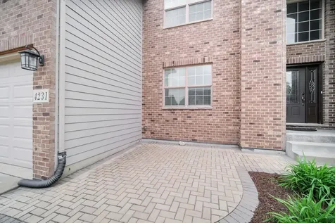 4231 Honey Locust Drive Naperville IL 60564