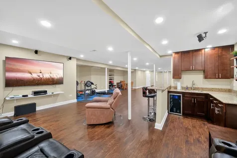 4231 Honey Locust Drive Naperville IL 60564