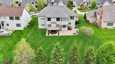 4231 Honey Locust Drive Naperville IL 60564