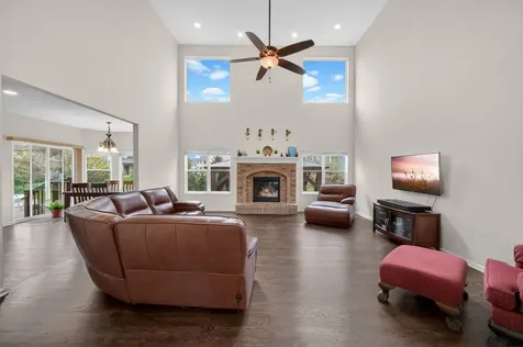 4231 Honey Locust Drive Naperville IL 60564