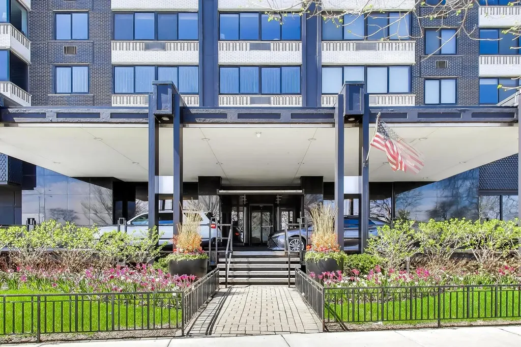 1440 North Lake Shore Drive Chicago IL 60610