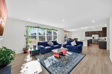 3803 Ivy Lane Elgin IL 60124