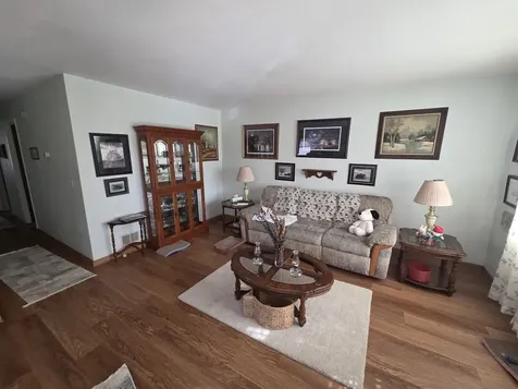 15 Ridgeland Avenue Fox Lake IL 60020