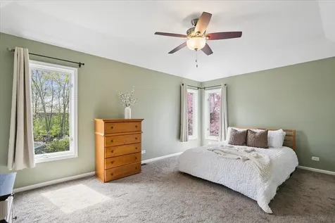 17723 West Dawn Court Gurnee IL 60031