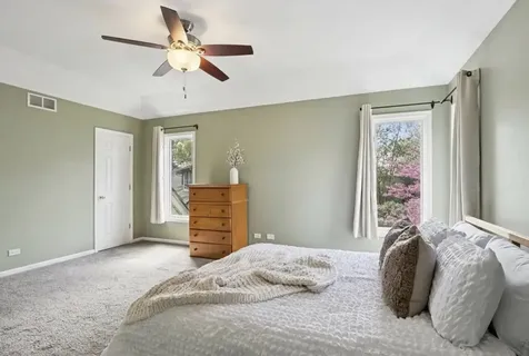 17723 West Dawn Court Gurnee IL 60031