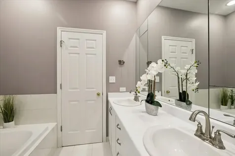 17723 West Dawn Court Gurnee IL 60031