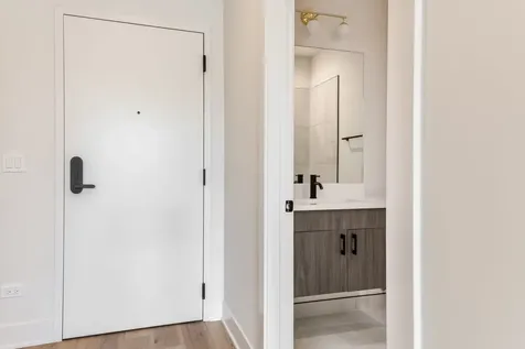 224 South Ashland Avenue Chicago IL 60607