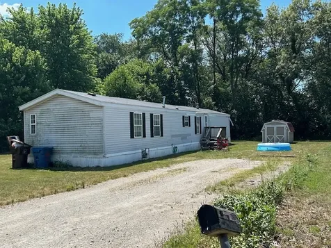 745 East Mary Lane Godley IL 60407