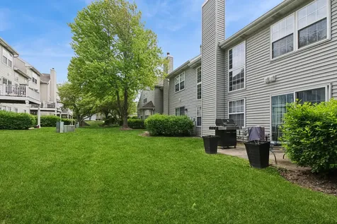 205 Parkview Drive Wauconda IL 60084
