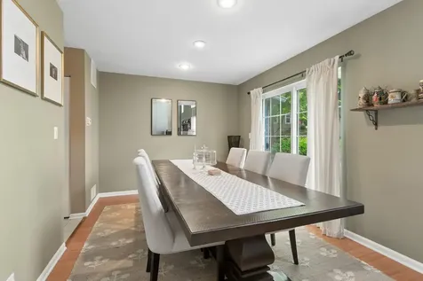 205 Parkview Drive Wauconda IL 60084
