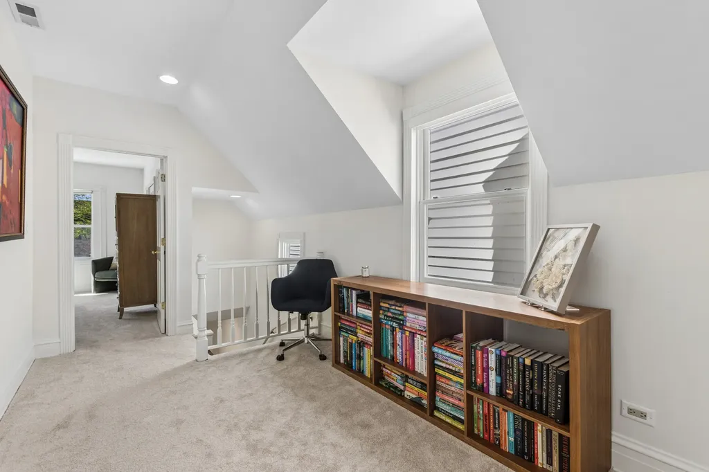 2106 West Addison Street Chicago IL 60618
