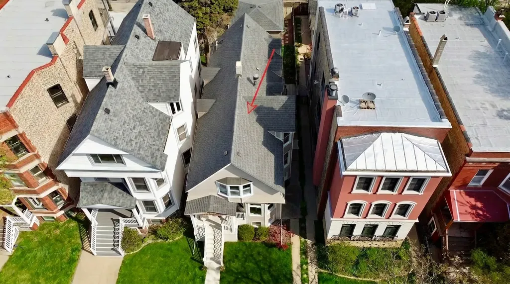 2106 West Addison Street Chicago IL 60618