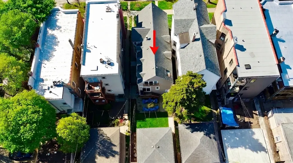 2106 West Addison Street Chicago IL 60618