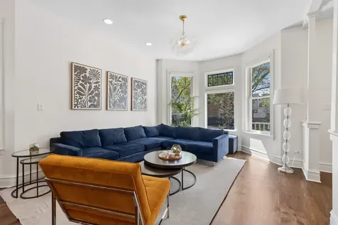 2106 West Addison Street Chicago IL 60618