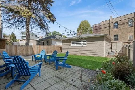 2106 West Addison Street Chicago IL 60618