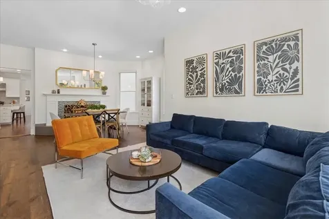 2106 West Addison Street Chicago IL 60618