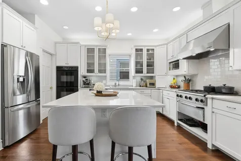 2106 West Addison Street Chicago IL 60618