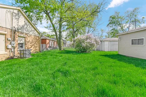 14832 Langley Avenue Dolton IL 60419