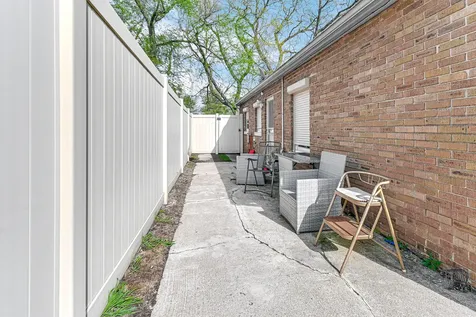 14832 Langley Avenue Dolton IL 60419
