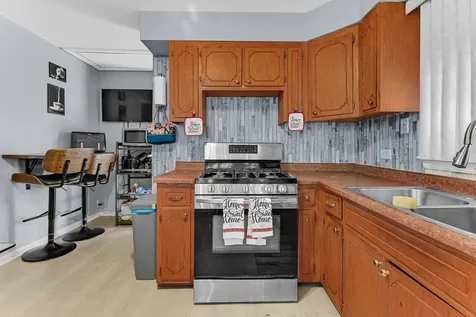 14832 Langley Avenue Dolton IL 60419