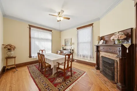 215 West 7th Street Dixon IL 61021